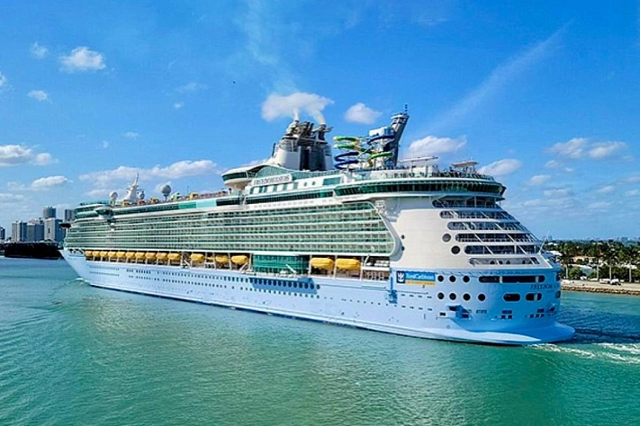 В порту Майами арестовали израильтянина после досмотра телефона