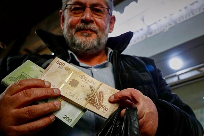 В Сирии начался обмен наличных на купюры нового образца