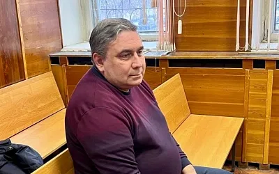 Экс-министра ЖКХ Свердловской области осудили условно за взятку