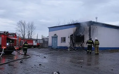 Обломки БПЛА вызвали пожар под Зеленодольском