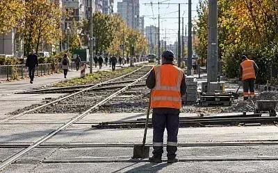 Ограничения для мигрантов совпали с ростом спроса на кадры