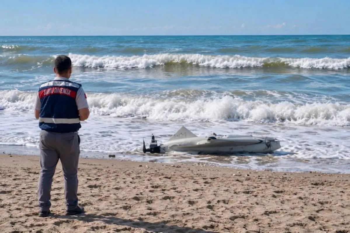 Чёрное море вынесло дрон к берегам Турции