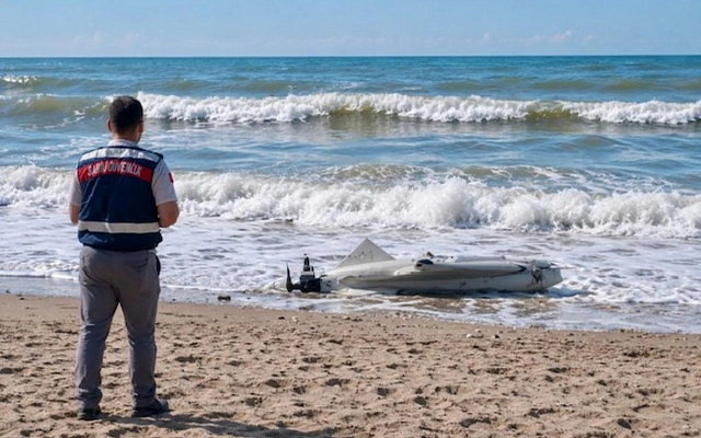 Чёрное море вынесло дрон к берегам Турции