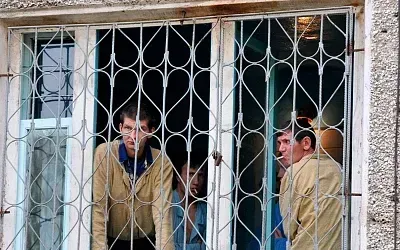 В Якутии мужчина устроил пожар в квартире с шестью людьми