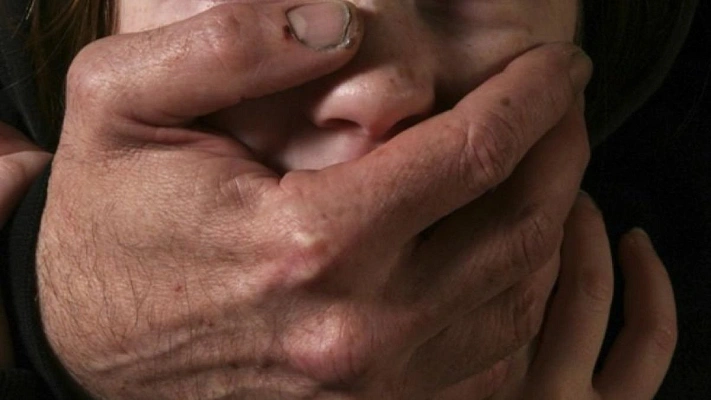 В небольшом подмосковном городе разыскивают серийного педофила