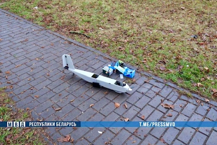 Дрон с листовками упал в Гродно, Минск обвиняет Литву в нарушении границы