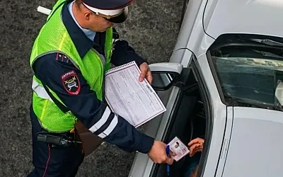 В России автоматизируют отзыв прав у водителей с опасными заболеваниями