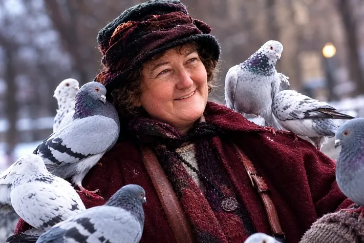 Умерла Бренда Фрикер — женщина с голубями