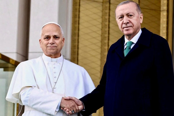 Папа Лев XIV начал первый зарубежный визит с Турции