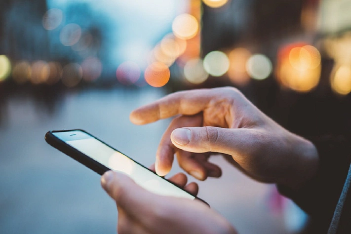 Зумеры возненавидели тире