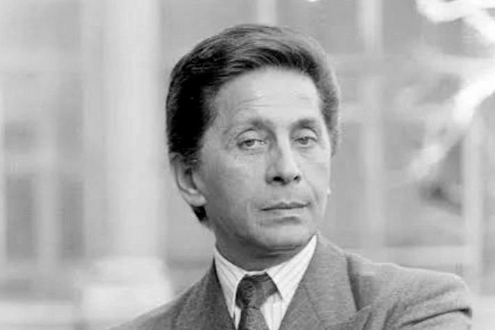 Умер Валентино Гаравани человек который сделал красный цвет именем