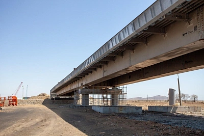 Россия и КНДР достроили автомобильный мост через реку Туманную