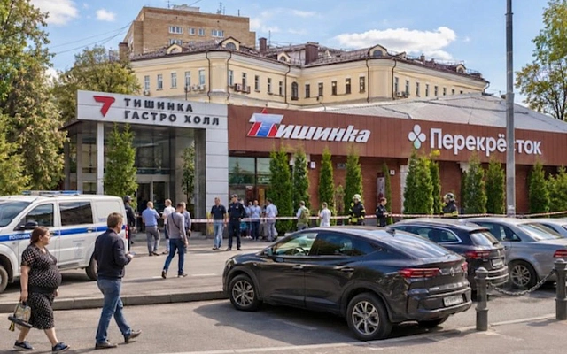 В Москве эвакуировали Тишинку