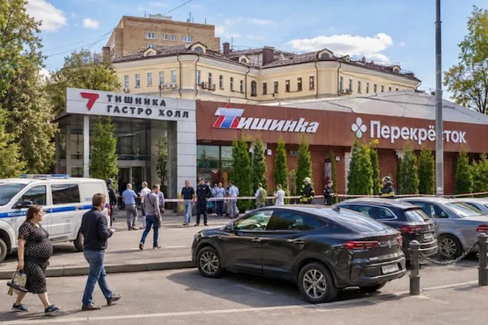 В Москве эвакуировали Тишинку