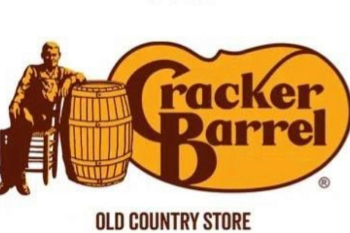 Cracker Barrel убрала бочку и «дедушку»: акции просели