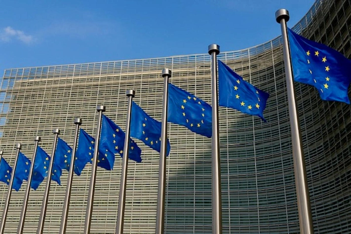 ЕС отказывается от обязательного досмотра переписки в мессенджерах