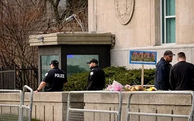 В Торонто обстреляли консульство США