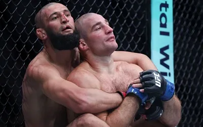 Хамат Чимаев впервые проиграл и потерял пояс UFC