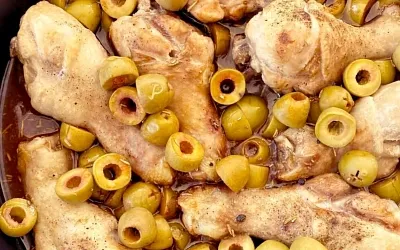 Курица в вине, запечённая в духовке