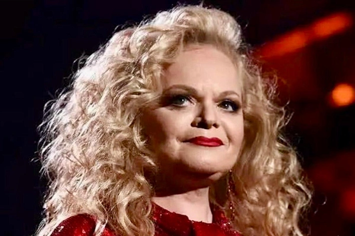 Лариса Долина после суда осталась без квартиры