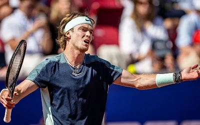 Теннисист Андрей Рублёв не прошёл в полуфинал чемпионата в Дохе