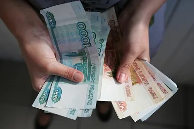 В Подмосковье поощрят деньгами некоторых выпускников и учителей