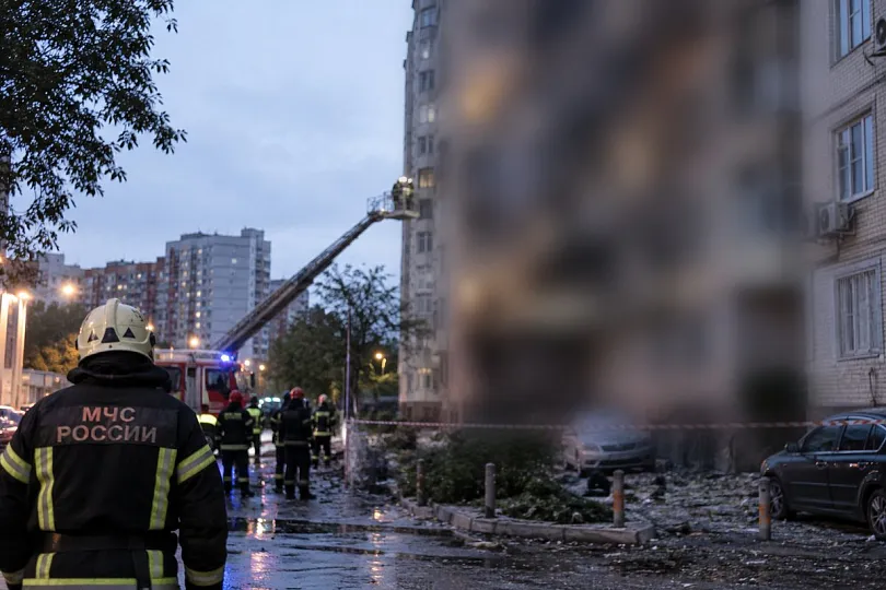 после атаки бпла в ростове пострадали четыре человека