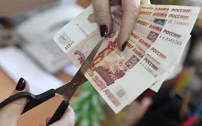 Воспитатели из российского региона пожаловались на уменьшение зарплат