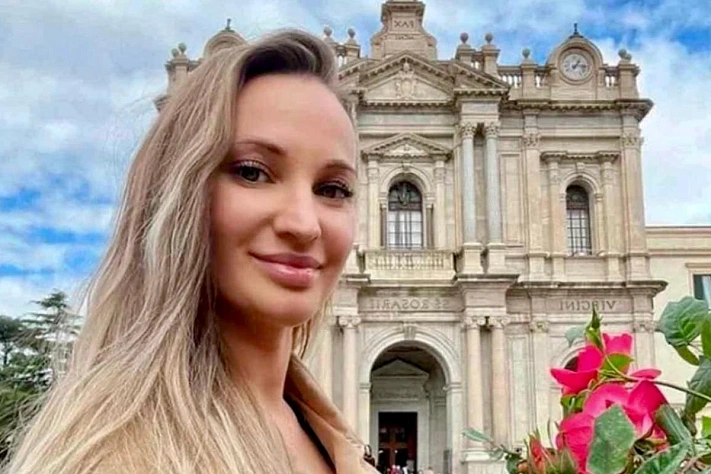 Блогер Юлия Бурцева и цена «быстрой» красоты