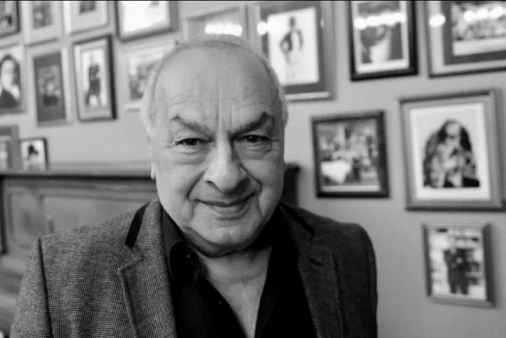 Умер Левон Оганезов — пианист, композитор и человек «Белого попугая»