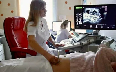 В Брянской области беременным учащимся начнут выплачивать по 150 тысяч рублей