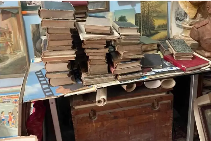 Европол задержал банду, похищавшую старинные русские книги
