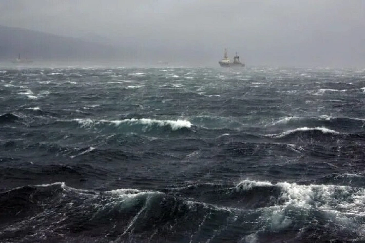 Жителей Сахалина предупредили об опасном подъёме уровня моря