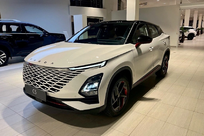 Chery переносит сборку кроссоверов Omoda на завод в Петербурге