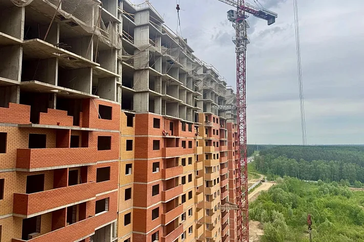 Ввод жилья в Подмосковье сократился на треть в первом полугодии 2026 года