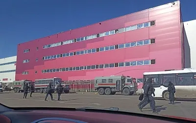Силовики провели рейд на складе Wildberries в Подмосковье
