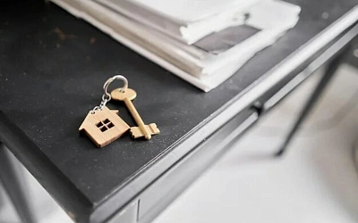 Цены на квартиры в России растут, но медленнее, чем год назад