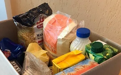 В российском регионе детям выдали пайки с червями