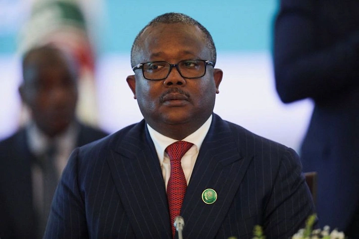 Президент Эмбало задержан в собственном кабинете через три дня после выборов