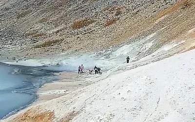 Туристка обварила ногу в вулкане на Кунашире