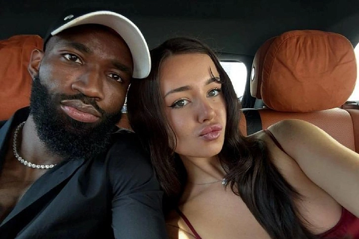 Футболист «Динамо» Муми Нгамалё выгнал свою девушку из дома