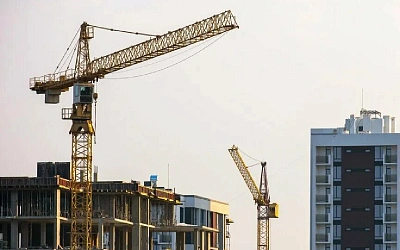 Ввод жилья в России рухнул на четверть
