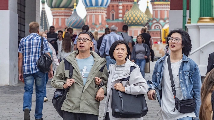 Названы страны, откуда туристы чаще всего приезжают в Россию