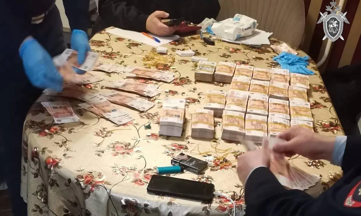 В квартире подозреваемого в убийстве байкера нашли миллионы