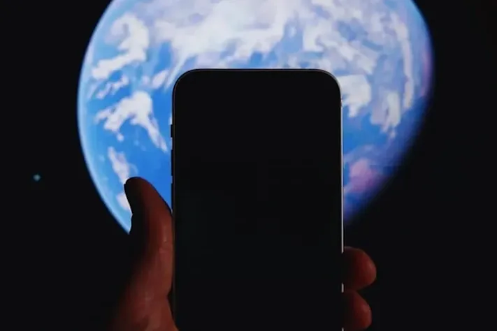 В России создают спутниковую группировку для прямой связи со смартфонами