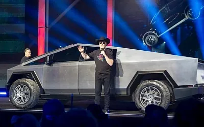  Илон Маск снова остался без многомиллиардной премии от Tesla