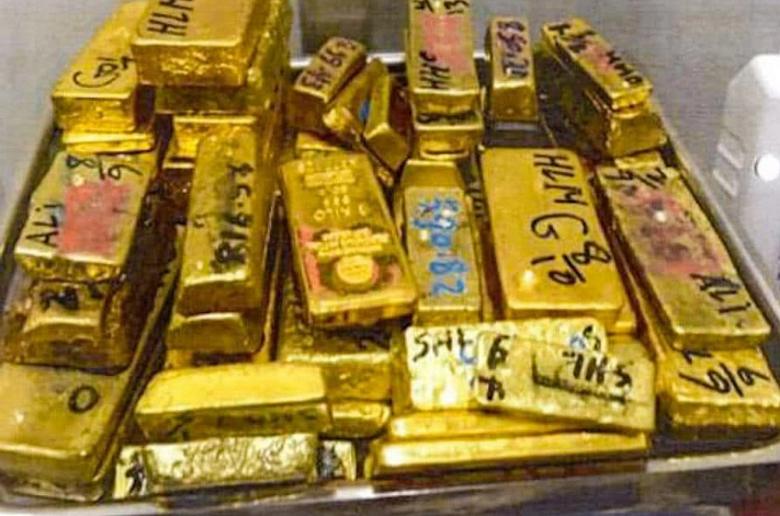 Из Ливии попытались вывезти четверть золотого запаса страны