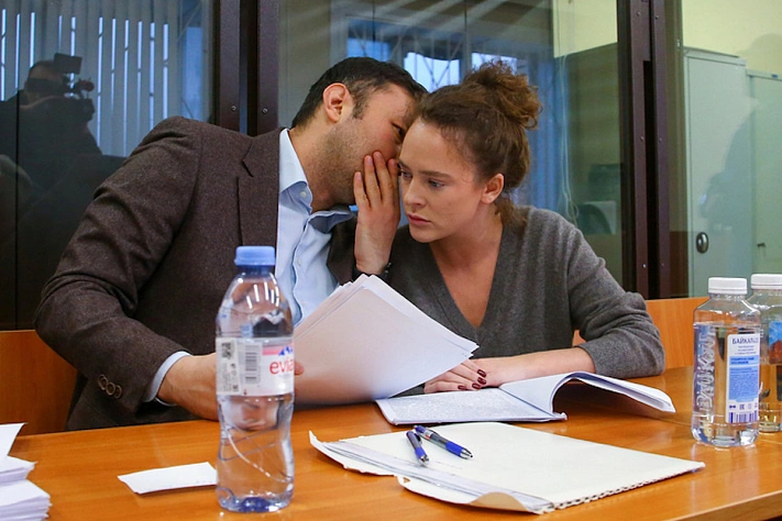 Аглая Тарасова раскаялась в суде по делу о контрабанде наркотиков