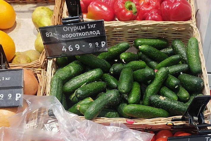 Почему огурцы зимой стоят как крыло самолёта