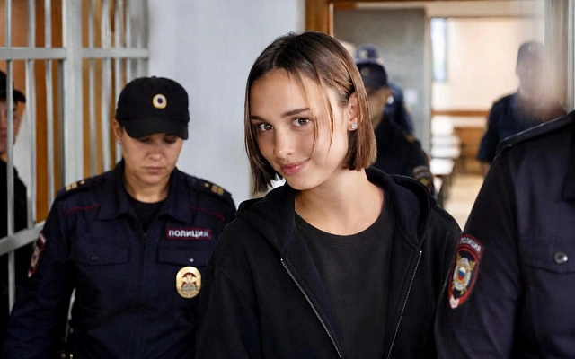 Диану Шурыгину отправили в СИЗО после нарушения домашнего ареста